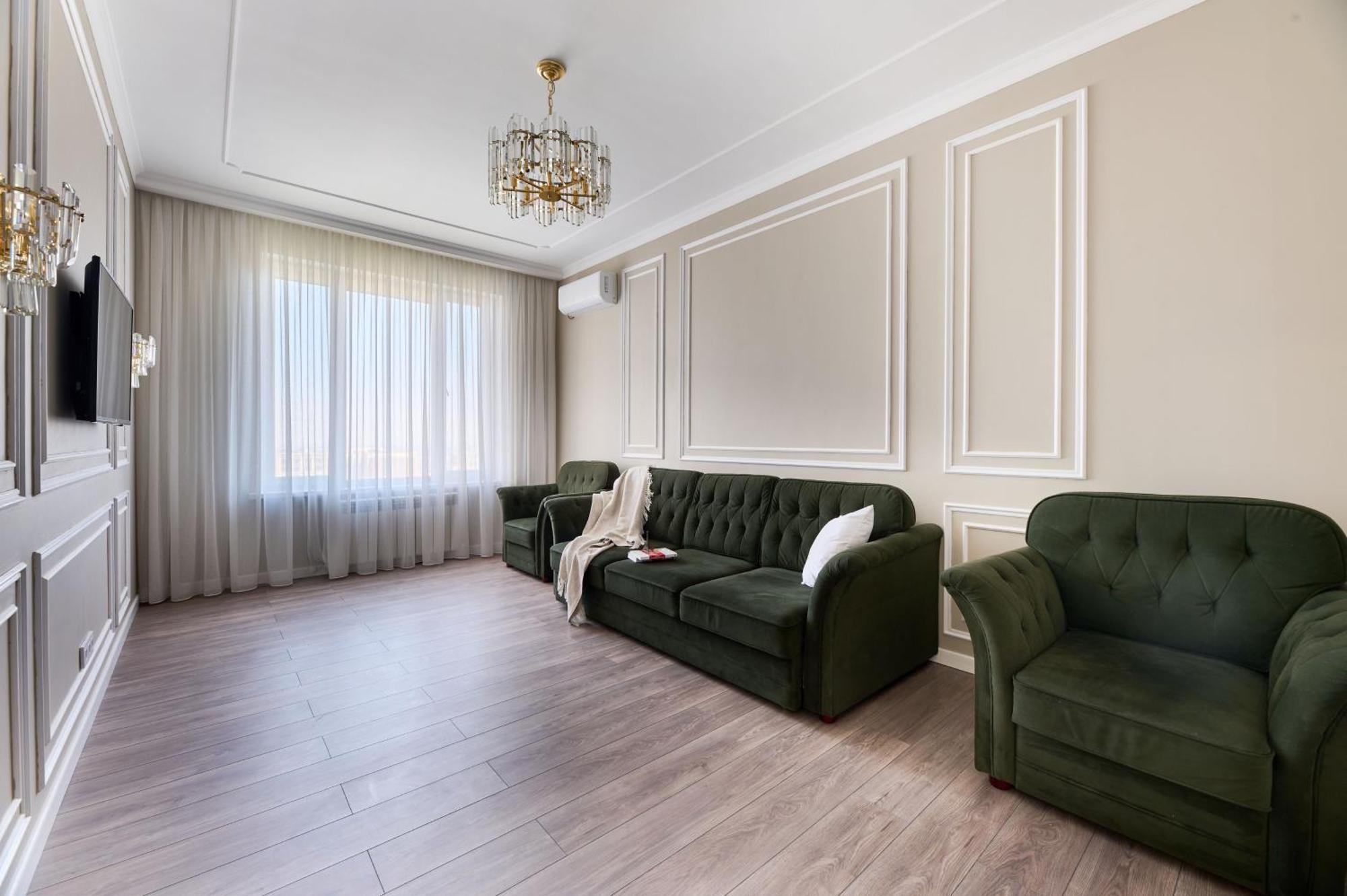 Five Business-Class Rooms In R-House Near Mega Center Almaty Exterior photo