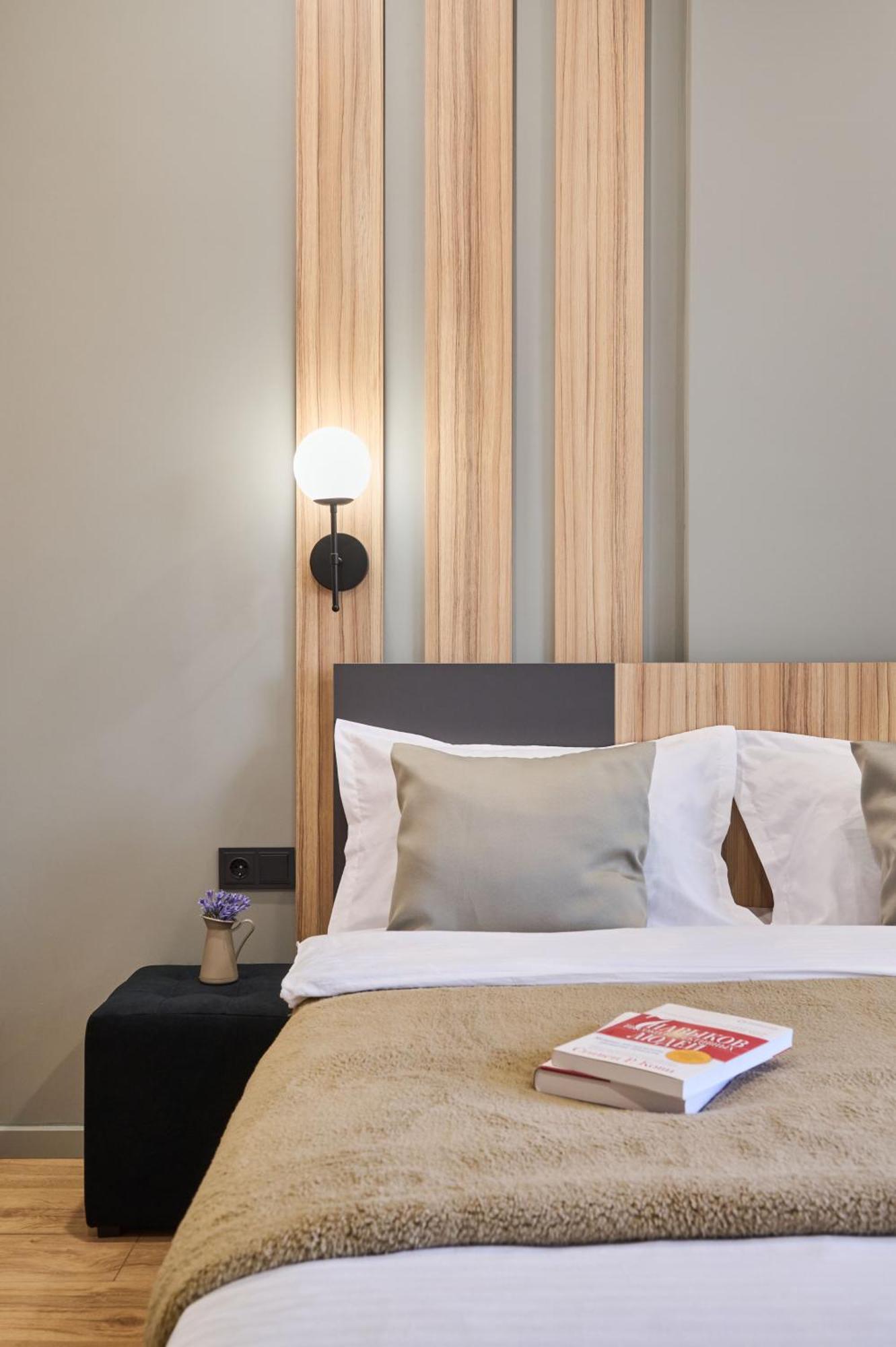 Five Business-Class Rooms In R-House Near Mega Center Almaty Exterior photo